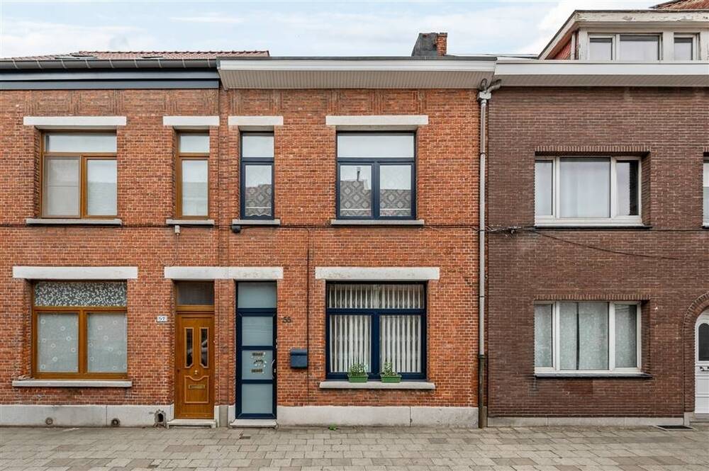 Huis te koop in Ekeren 2180 319000.00€ 3 slaapkamers 167.00m² - Zoekertje 498100