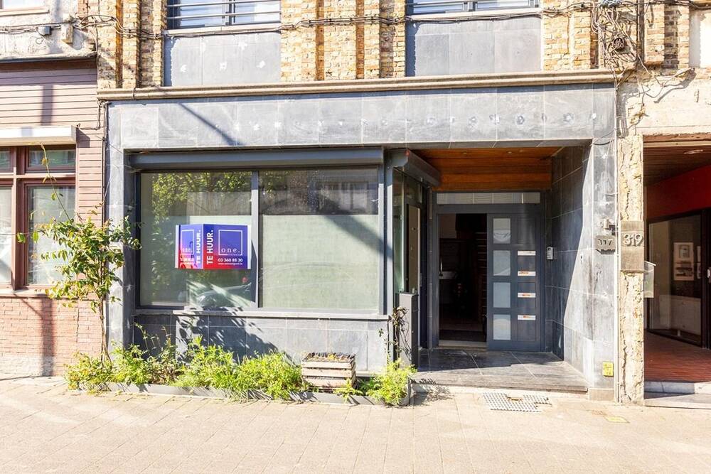 Handelszaak te huur in Deurne 2100 650.00€ slaapkamers m² - Zoekertje 497840