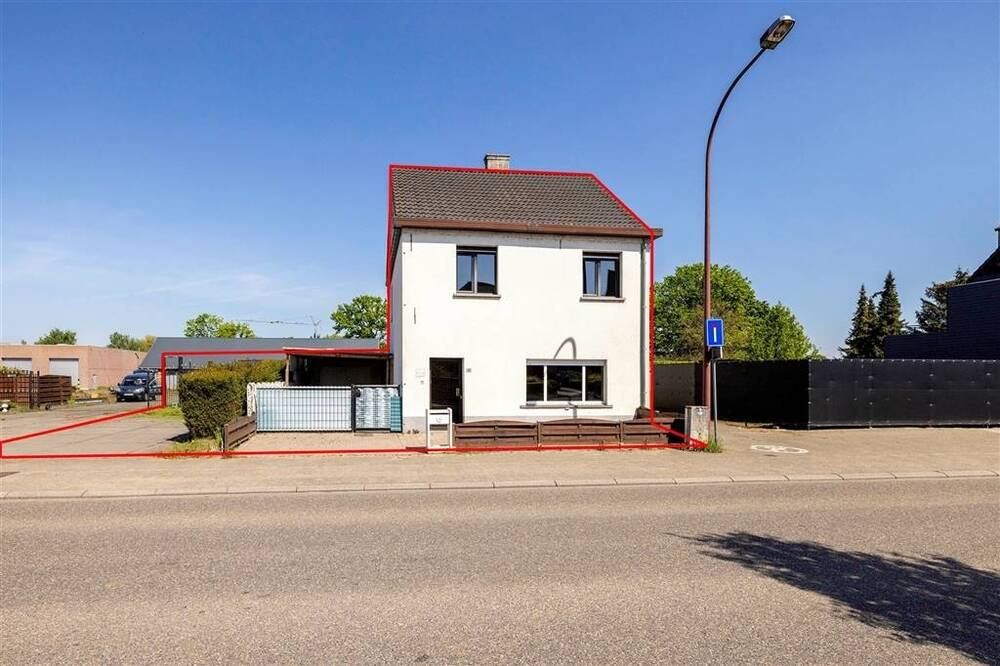 Huis te koop in Westmeerbeek 2235 194000.00€ 5 slaapkamers 209.00m² - Zoekertje 497400