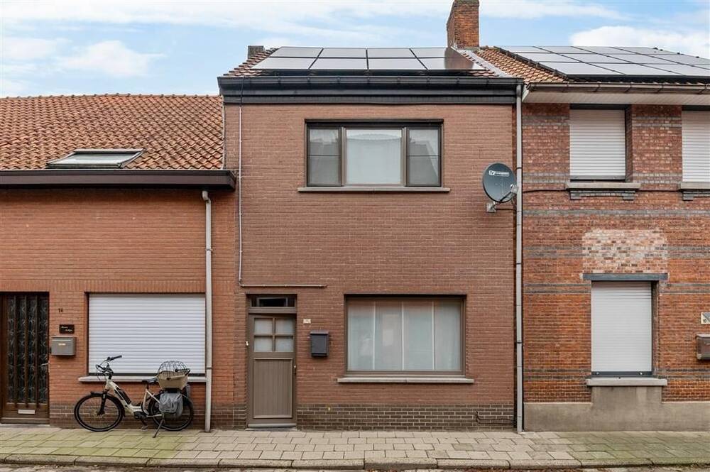 Huis te  koop in Turnhout 2300 239000.00€ 2 slaapkamers 126.00m² - Zoekertje 497780