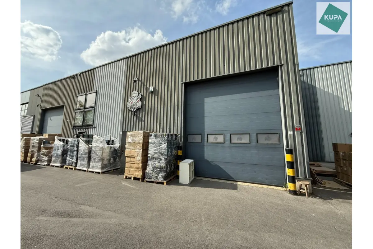 Handelszaak te  koop in Schelle 2627 530000.00€  slaapkamers 410.00m² - Zoekertje 497828