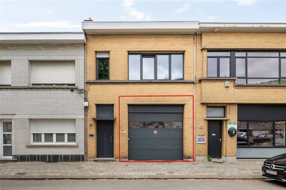 Huis te koop in Deurne 2100 888000.00€ slaapkamers m² - Zoekertje 497421
