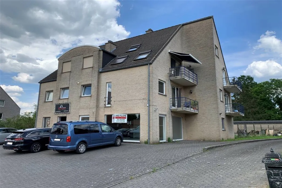 Handelszaak te  huur in Herselt 2230 700.00€  slaapkamers 47.00m² - Zoekertje 497958