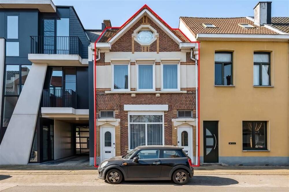 Huis te koop in Brasschaat 2930 349000.00€ 3 slaapkamers 156.00m² - Zoekertje 496301