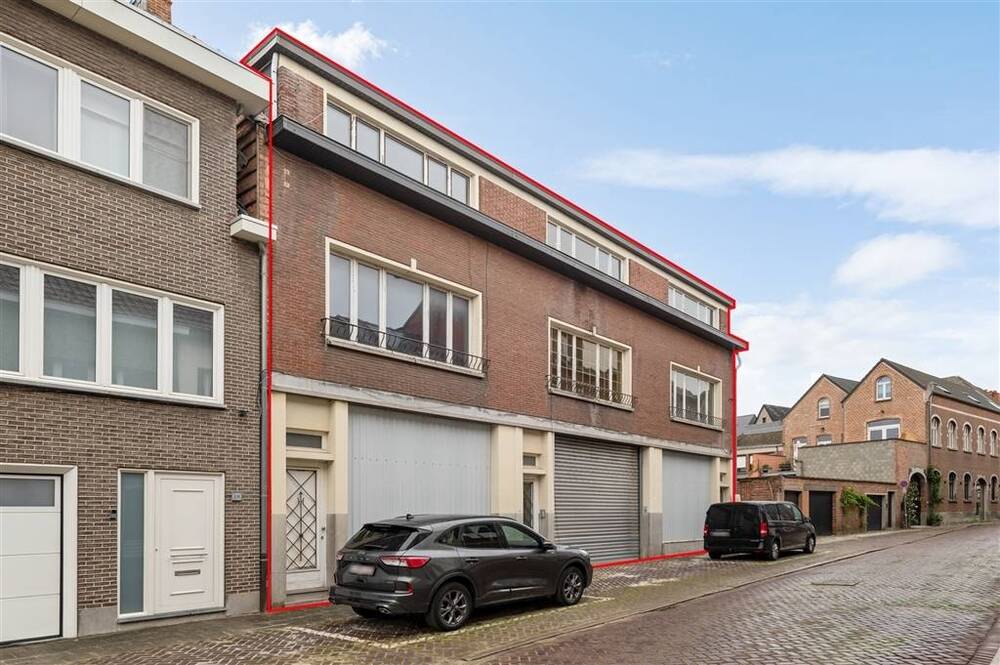 Appartementsgebouw te  koop in Lier 2500 895000.00€ 6 slaapkamers 365.00m² - Zoekertje 496782