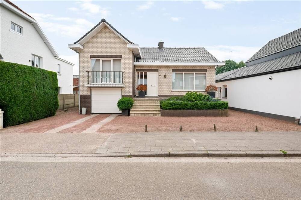 Huis te koop in Gierle 2275 389000.00€ 3 slaapkamers 250.00m² - Zoekertje 496702