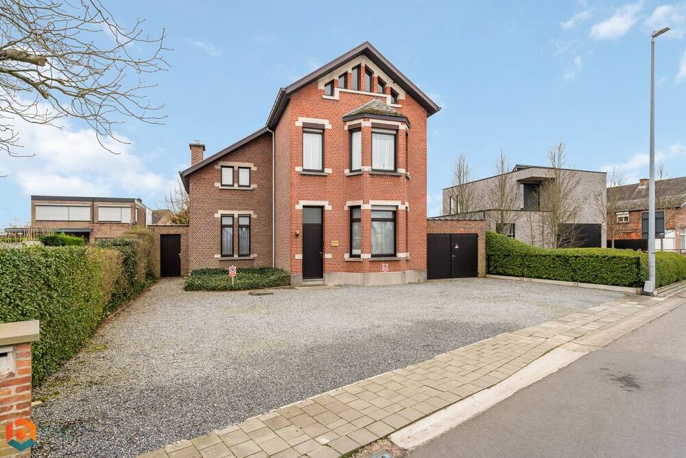 Huis te  koop in Beerzel 2580 395000.00€ 4 slaapkamers 250.00m² - Zoekertje 496338