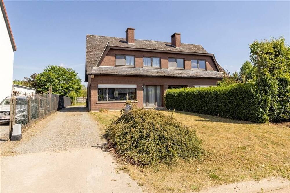 Huis te koop in Geel 2440 310000.00€ 3 slaapkamers 122.00m² - Zoekertje 496519