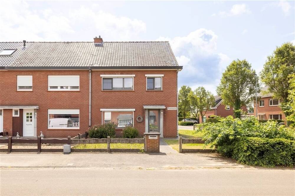 Huis te koop in Oevel 2260 289000.00€ 3 slaapkamers 160.00m² - Zoekertje 496520