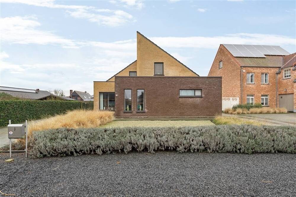 Huis te koop in Meerhout 2450 574000.00€ 3 slaapkamers 239.94m² - Zoekertje 496738