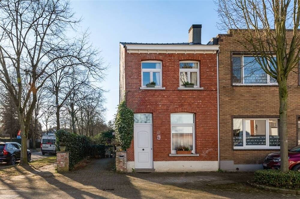 Huis te koop in Brasschaat 2930 349000.00€ 2 slaapkamers 128.00m² - Zoekertje 496298