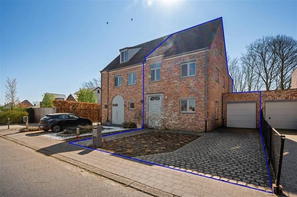 Huis te koop in Heist-op-den-Berg 2220 539000.00€ 4 slaapkamers 211.00m² - Zoekertje 496878