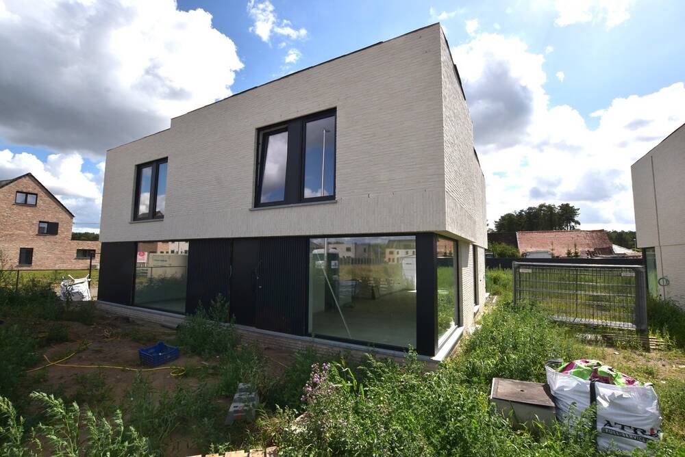 Huis te  koop in Laakdal 2430 430000.00€ 3 slaapkamers 180.00m² - Zoekertje 496453