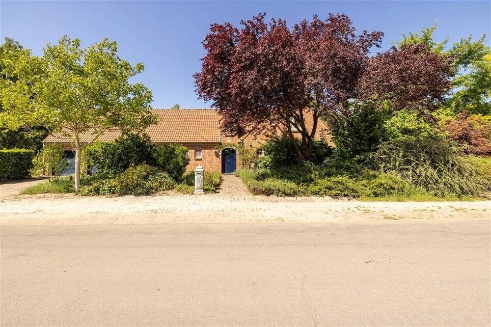 Huis te koop in Westerlo 2260 660000.00€ 4 slaapkamers 328.00m² - Zoekertje 496402