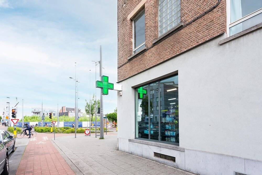 Handelszaak te koop in Hoboken 2660 499000.00€ slaapkamers 360.00m² - Zoekertje 494937