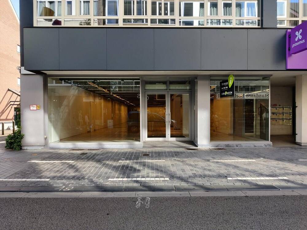 Handelszaak te huur in Mol 2400 3300.00€ slaapkamers m² - Zoekertje 495426