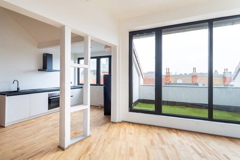 Appartement te koop in Antwerpen 2060 239000.00€ 1 slaapkamers 67.00m² - Zoekertje 494938