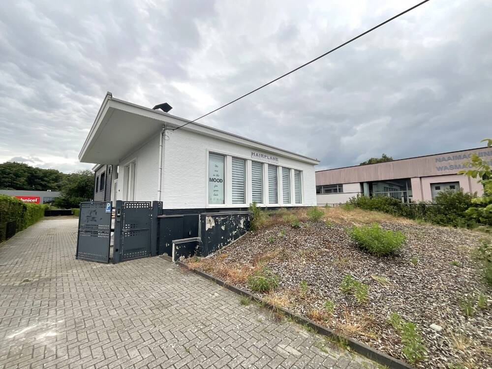 Handelszaak te huur in Herentals 2200 2500.00€ 4 slaapkamers 396.00m² - Zoekertje 495373
