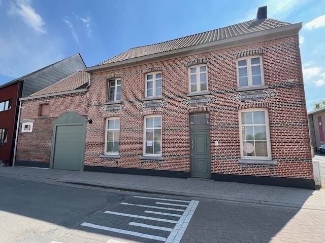 Huis te koop in Tisselt 2830 510000.00€ 4 slaapkamers 232.00m² - Zoekertje 493820