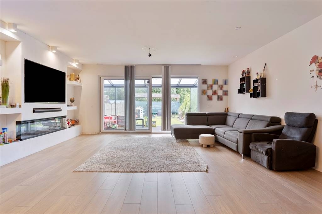 Appartement te  koop in Wijnegem 2110 325000.00€ 2 slaapkamers 93.00m² - Zoekertje 494417