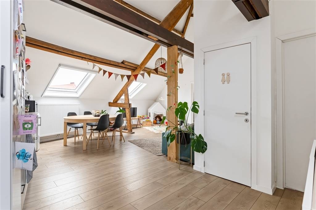 Appartement te koop in Hoboken 2660 235000.00€ 2 slaapkamers 82.00m² - Zoekertje 494590