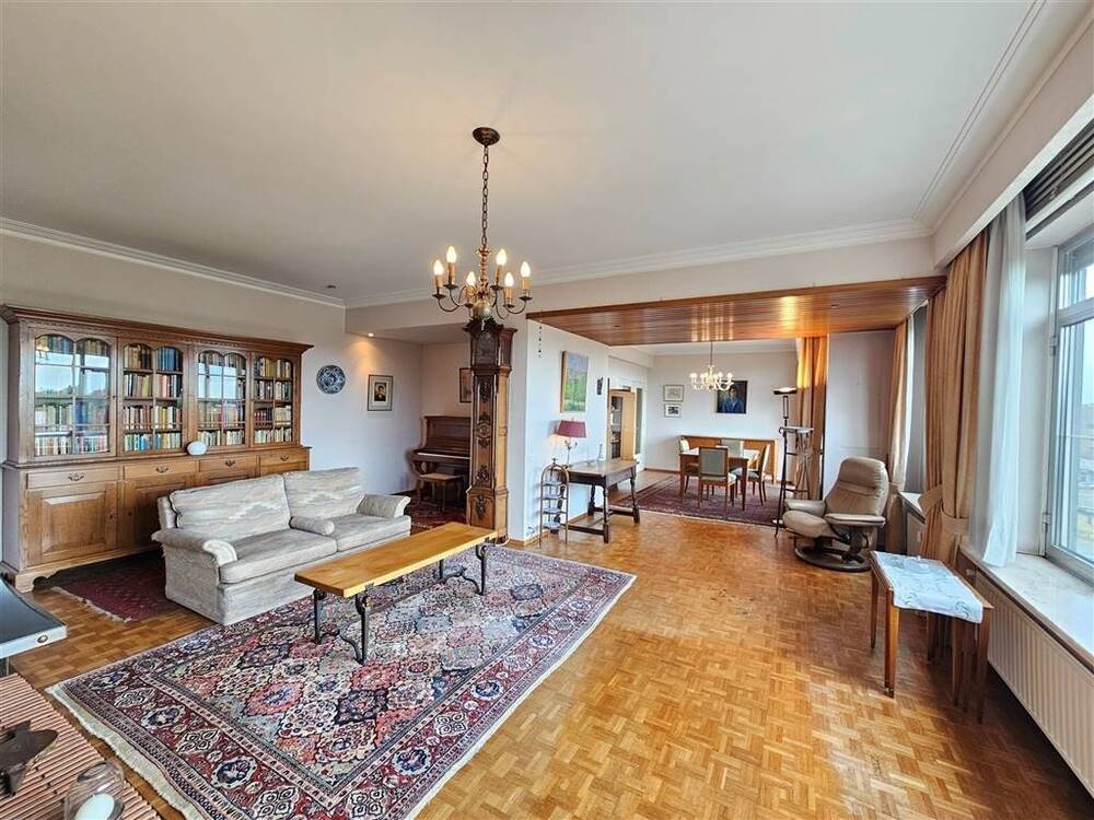Appartement te  koop in Wilrijk 2610 334000.00€ 4 slaapkamers 177.00m² - Zoekertje 494633
