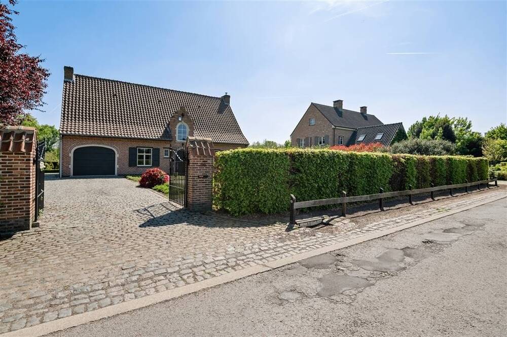 Huis te  koop in Putte 2580 810000.00€ 3 slaapkamers 227.00m² - Zoekertje 494568