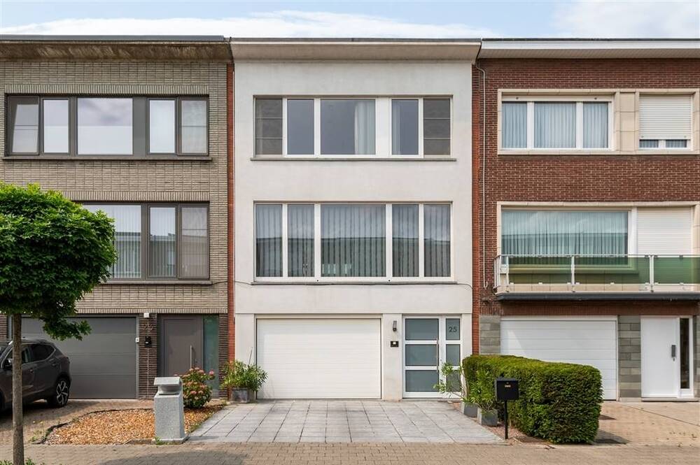 Huis te koop in Kontich 2550 439000.00€ 4 slaapkamers 198.00m² - Zoekertje 494310