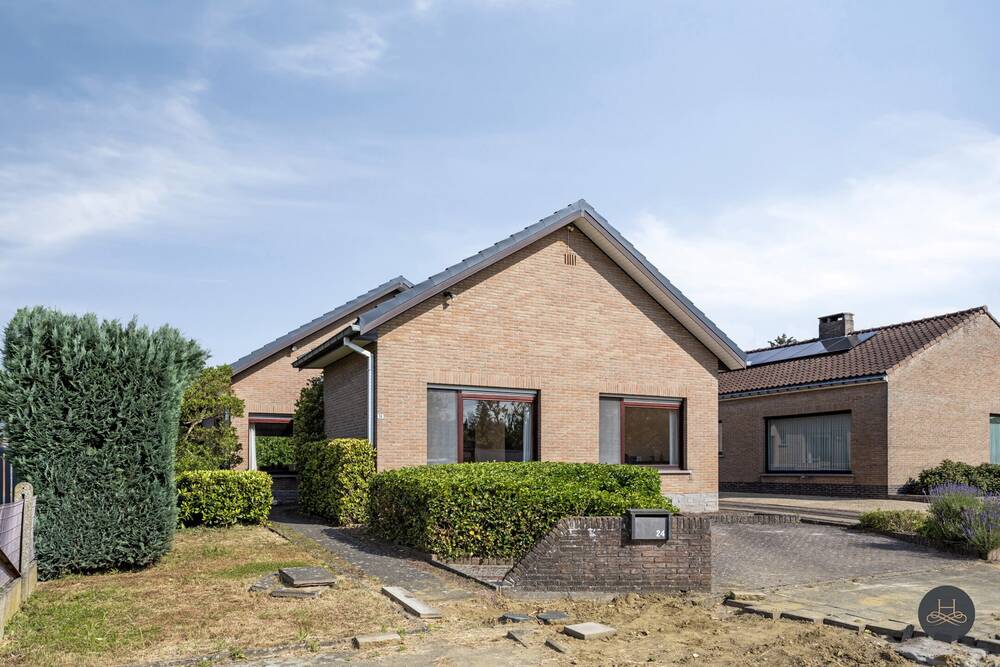 Huis te koop in Heist-op-den-Berg 2220 365000.00€ 3 slaapkamers 160.00m² - Zoekertje 494506