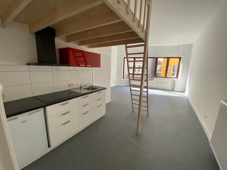 Studio te  huur in Antwerpen 2060 650.00€ 1 slaapkamers m² - Zoekertje 493894