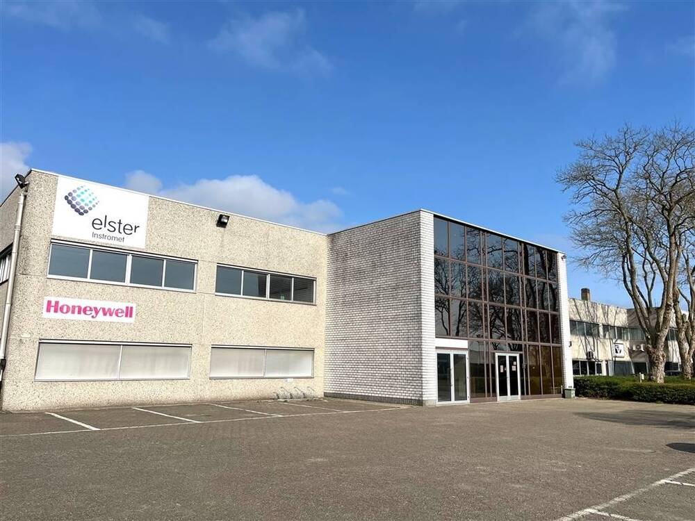 Handelszaak te  huur in Essen 2910 4500.00€  slaapkamers 1980.00m² - Zoekertje 505899