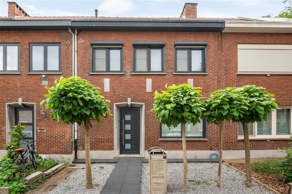 Huis te koop in Turnhout 2300 315000.00€ 3 slaapkamers 145.00m² - Zoekertje 507016