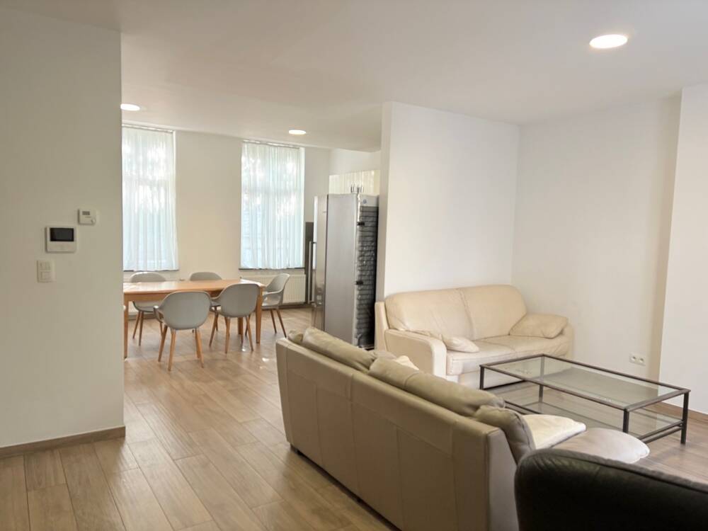 Appartement te huur in Antwerpen 2060 184.00€ 4 slaapkamers m² - Zoekertje 506204