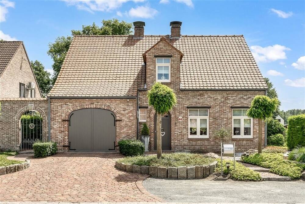 Huis te koop in Balen 2490 469000.00€ 3 slaapkamers 200.00m² - Zoekertje 508476