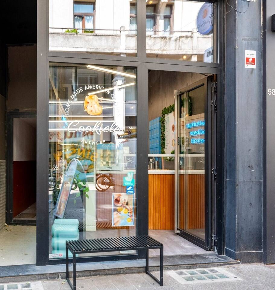 Handelszaak te huur in Antwerpen 2000 1850.00€ slaapkamers m² - Zoekertje 508139