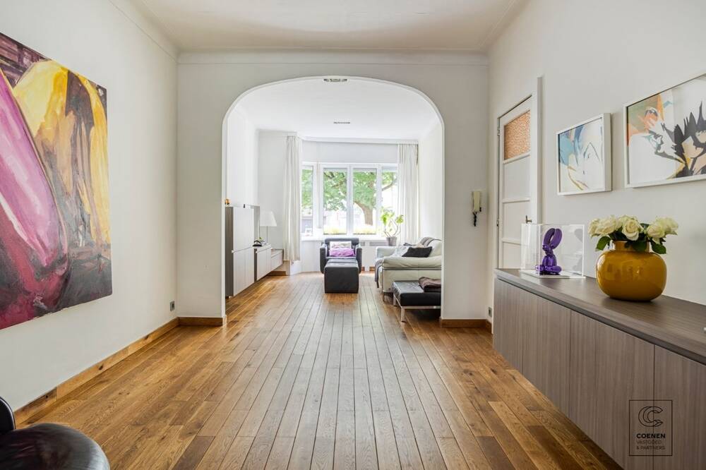 Huis te koop in Mortsel 2640 748000.00€ 3 slaapkamers 241.00m² - Zoekertje 510016