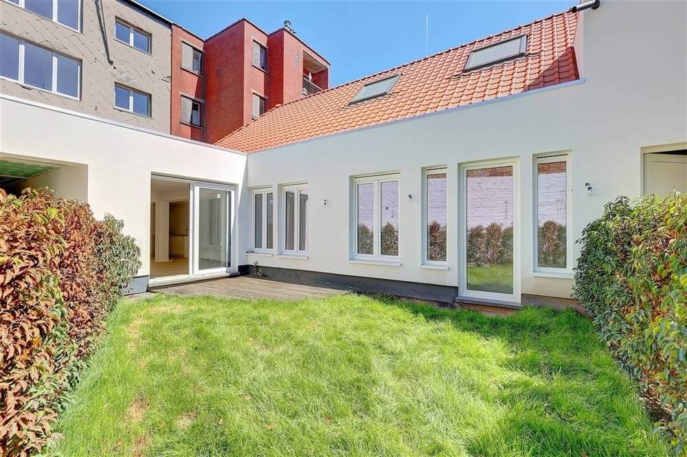 Benedenverdieping te  koop in Kontich 2550 595000.00€ 2 slaapkamers 150.00m² - Zoekertje 511167