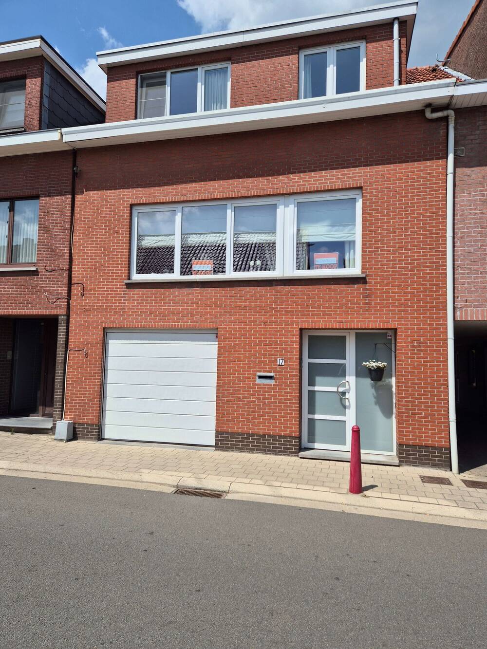 Huis te  koop in Hoogstraten 2320 395000.00€ 3 slaapkamers 203.00m² - Zoekertje 511930