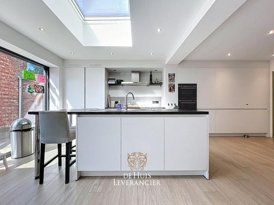 Huis te  koop in Boom 2850 385000.00€ 3 slaapkamers 150.00m² - Zoekertje 511137