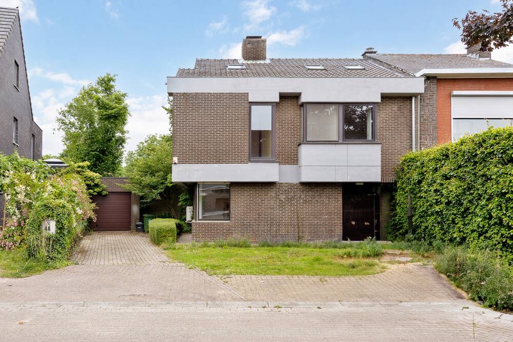 Huis te  in Ranst 2520 439000.00€ 4 slaapkamers 165.00m² - Zoekertje 512235
