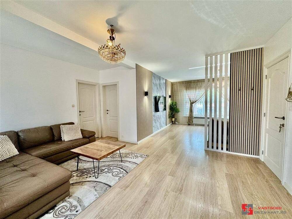 Appartement te  koop in Hoboken 2660 289000.00€ 4 slaapkamers 95.00m² - Zoekertje 512535