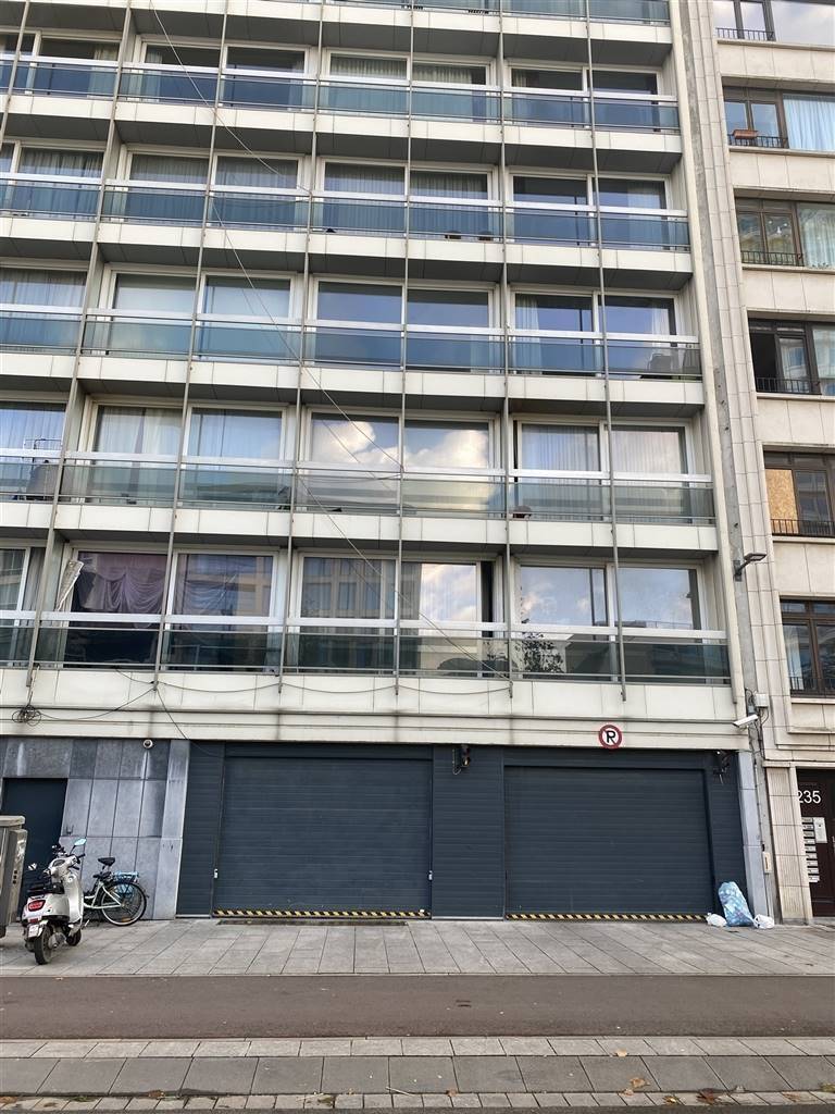 Parking te huur in Antwerpen 2000 125.00€ slaapkamers m² - Zoekertje 513545