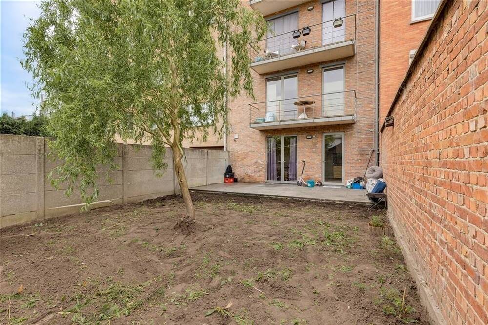 Appartement te koop in Merksem 2170 285000.00€ 1 slaapkamers 48.00m² - Zoekertje 514224