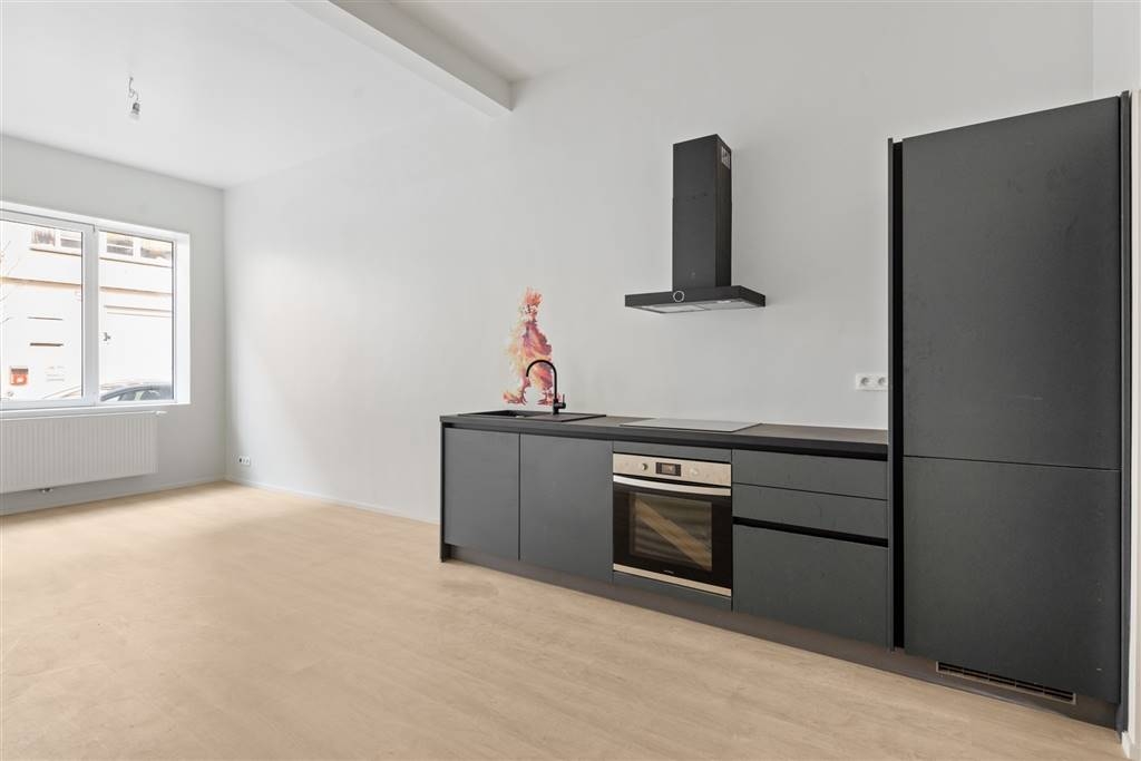Huis te koop in Antwerpen 2060 800000.00€ 4 slaapkamers 198.00m² - Zoekertje 517498