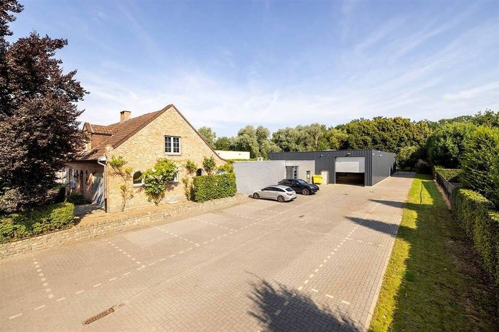 Handelszaak te  koop in Herentals 2200 1750000.00€ 4 slaapkamers 248.00m² - Zoekertje 516652