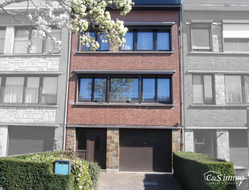 Huis te  koop in Merksem 2170 415000.00€ 3 slaapkamers 199.00m² - Zoekertje 515662