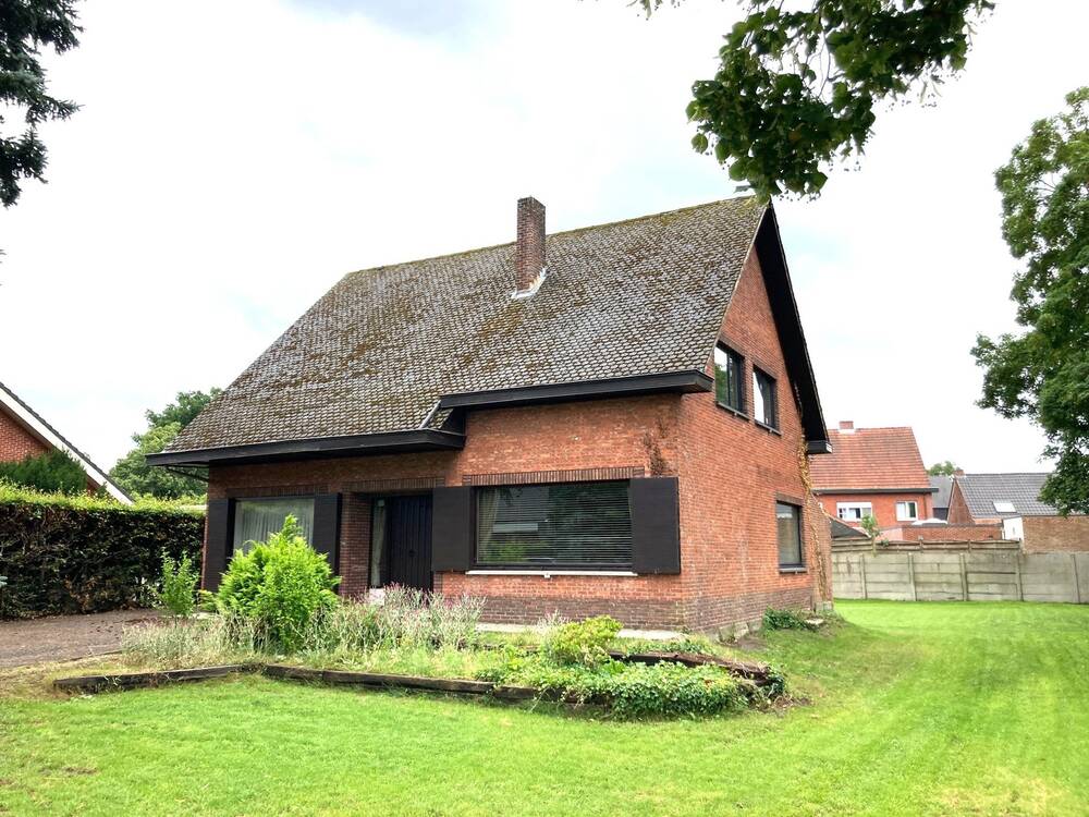 Huis te huur in Mol 2400 950.00€ 4 slaapkamers 162.00m² - Zoekertje 516011