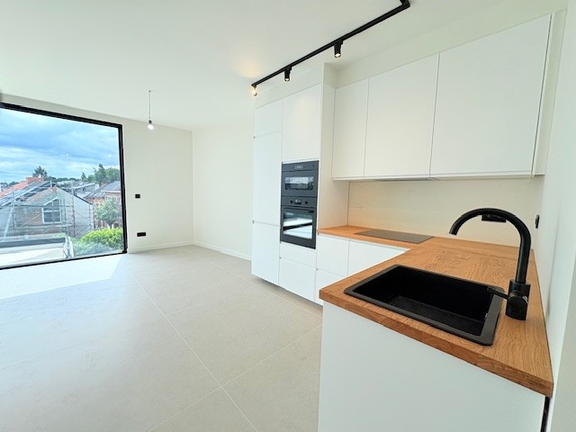 Appartement te huur in Deurne 2100 1100.00€ 2 slaapkamers 85.00m² - Zoekertje 515356