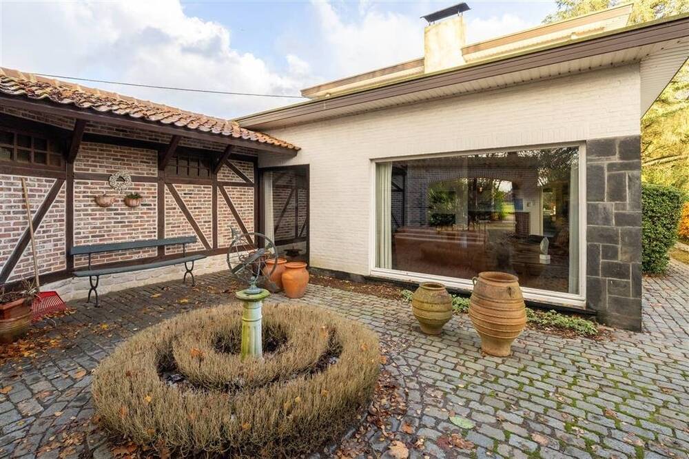Huis te koop in Heist-op-den-Berg 2220 419000.00€ 4 slaapkamers 206.00m² - Zoekertje 518637