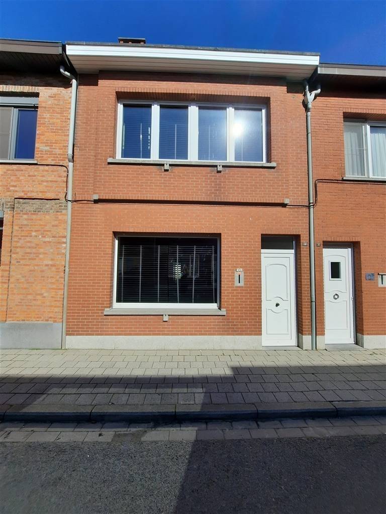 Huis te  huur in Turnhout 2300 950.00€ 2 slaapkamers m² - Zoekertje 518450